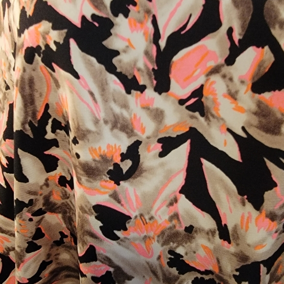 Pullover Floral Shirt B•Jewel Womens Pink Black Small - Picture 3 of 7